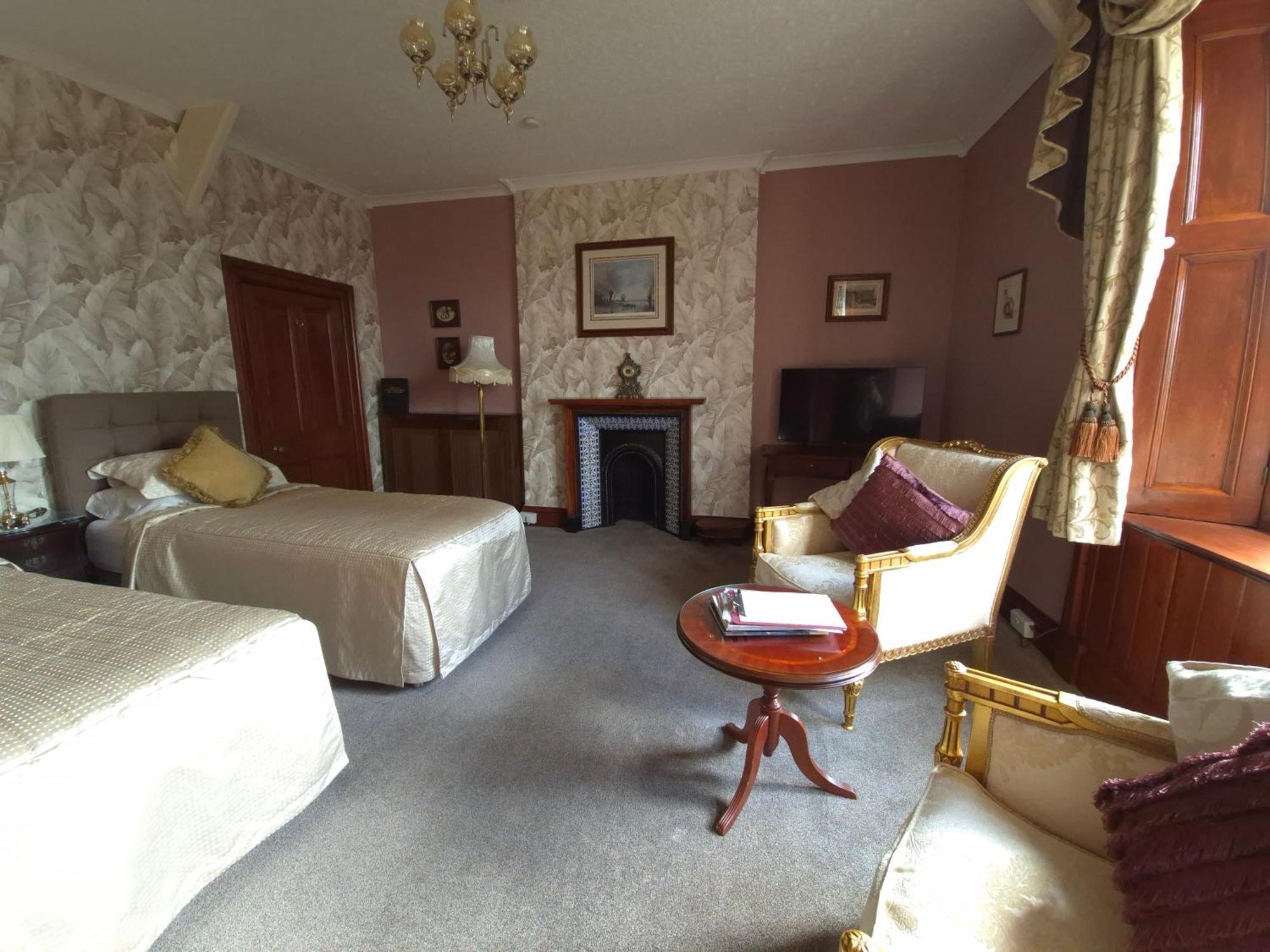 St David'S Guesthouse Haverfordwest Esterno foto