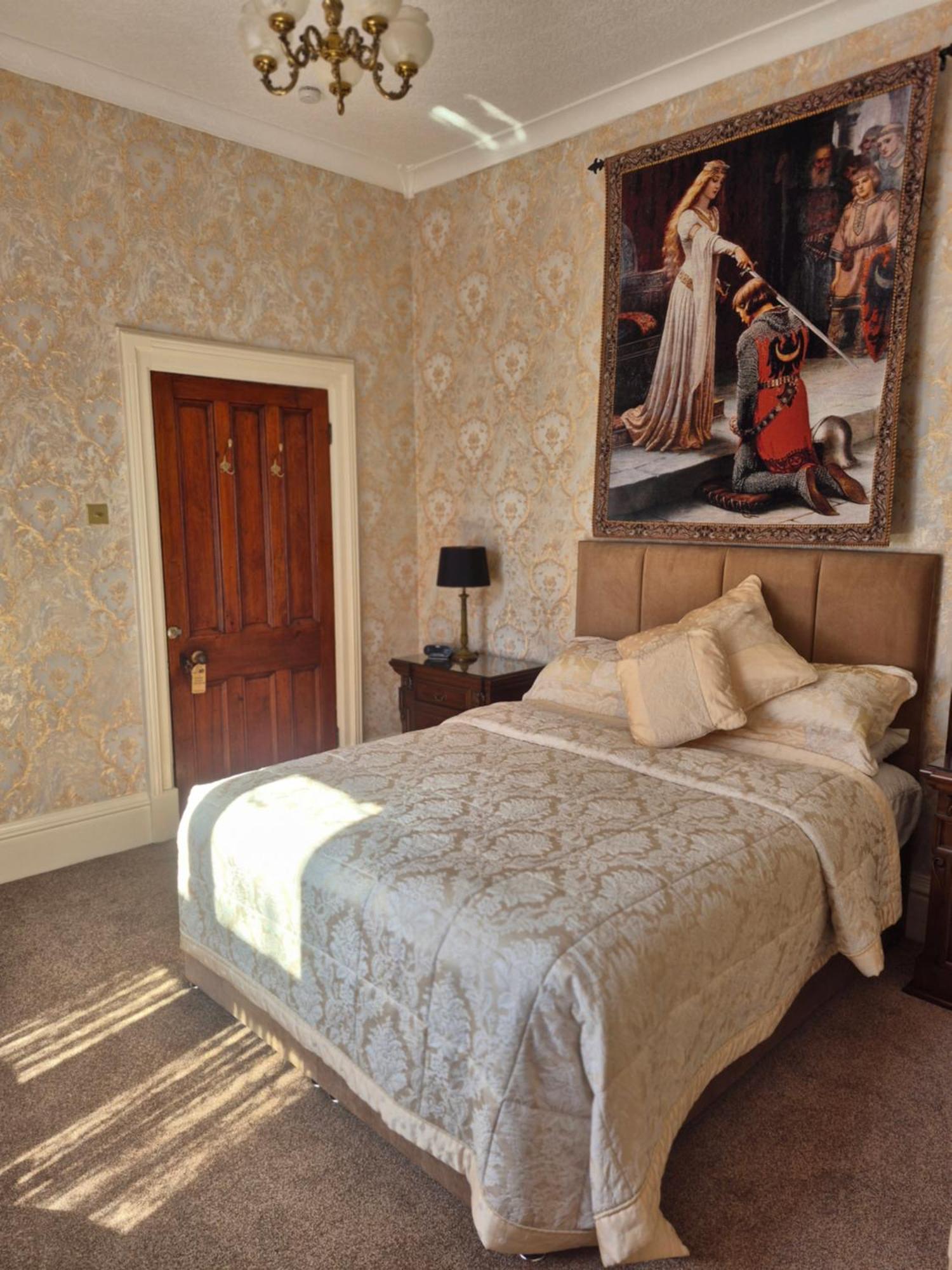St David'S Guesthouse Haverfordwest Esterno foto
