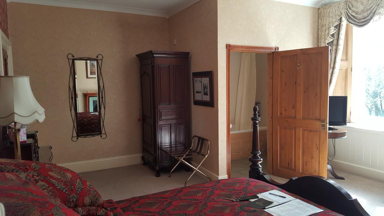 St David'S Guesthouse Haverfordwest Esterno foto