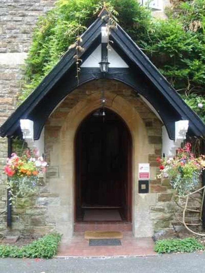 St David'S Guesthouse Haverfordwest Esterno foto